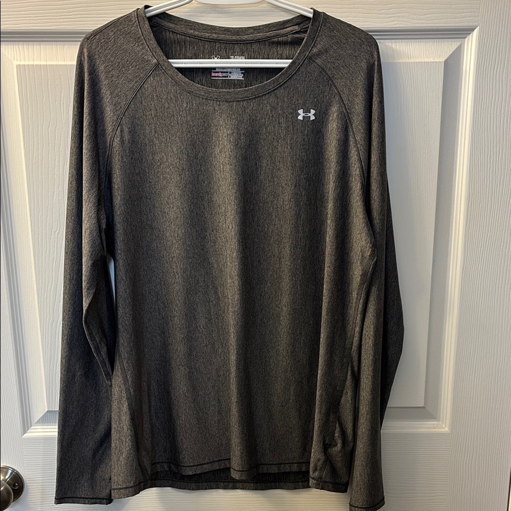 Under Armour Gray Long Sleeve Shirt